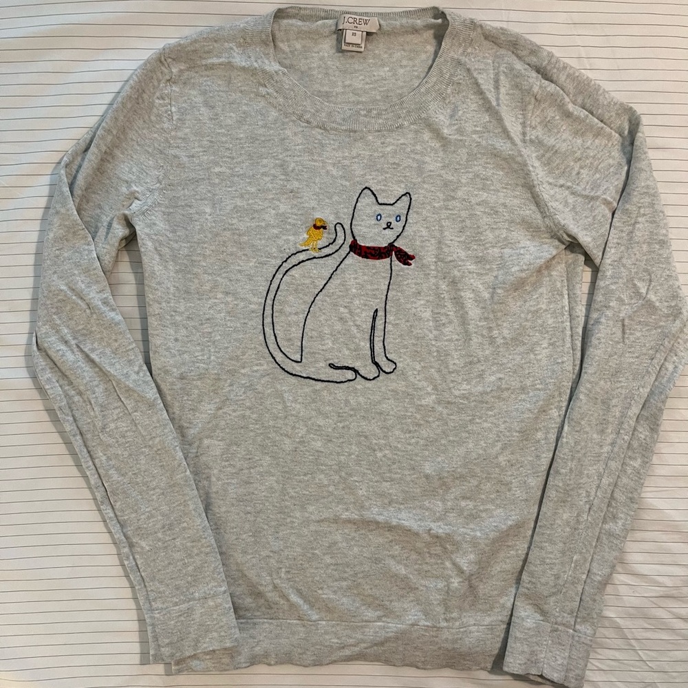 Lightweight sweater with embroidered cat!